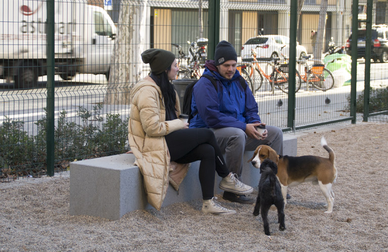 Urban backless bench Box for Public Spaces | Escofet