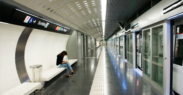Estación de metro L9 Bon Pastor de Barcelona